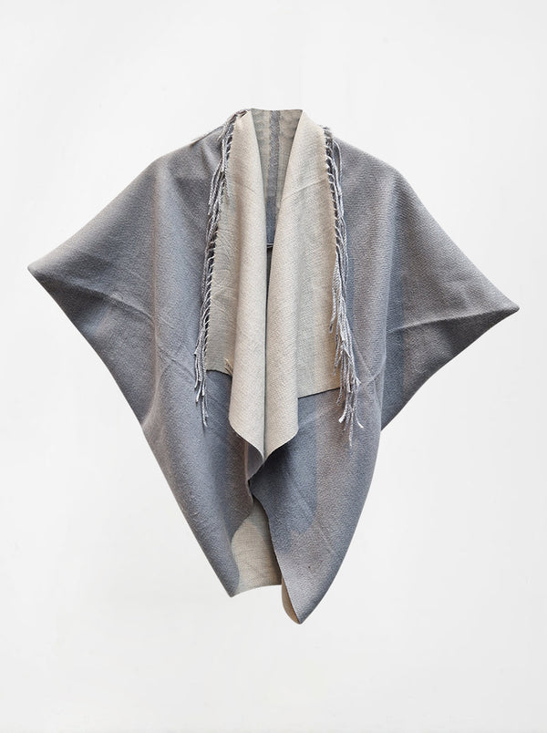 reversible chunky wool grey shrug sample