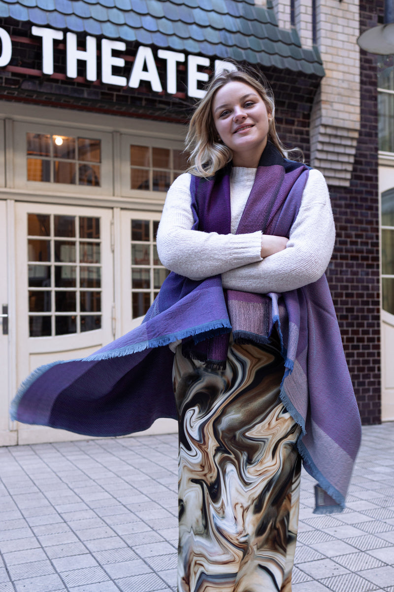 new in ! cape infinity wool cosmo