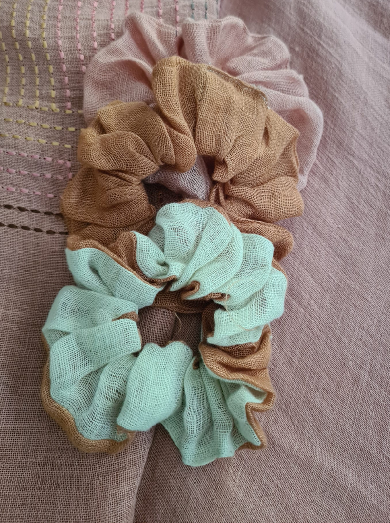 scrunchie sample