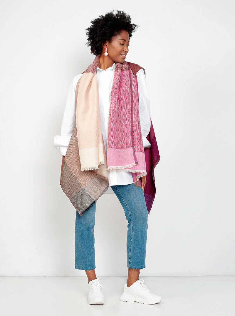 cape infinity wool blossom