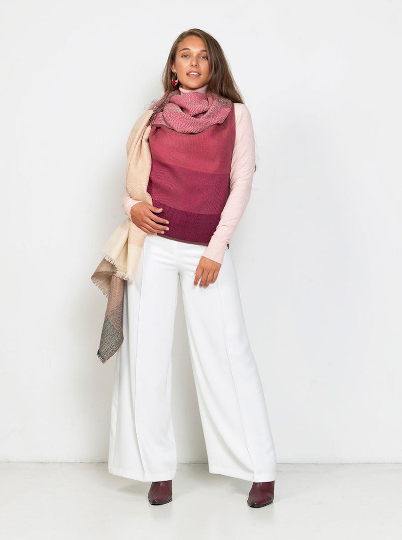 cape infinity wool blossom