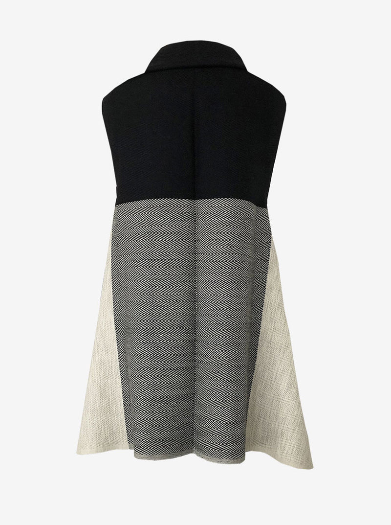 cape infinity wool black white