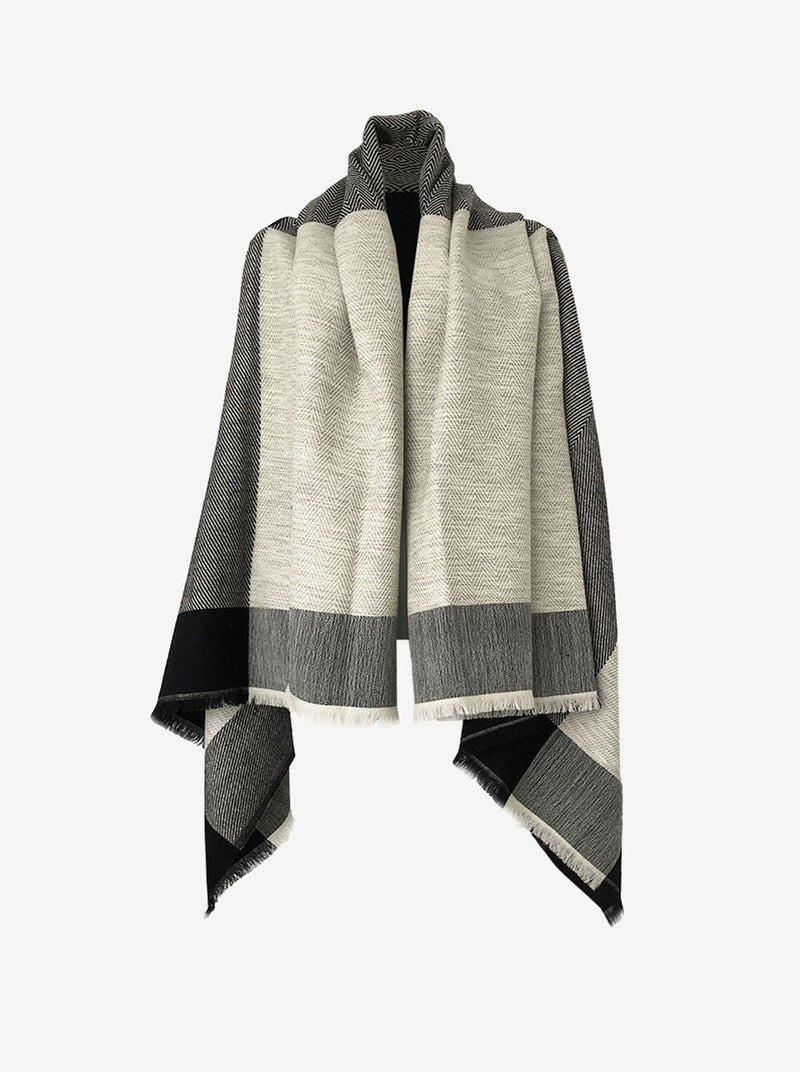 cape infinity wool black white